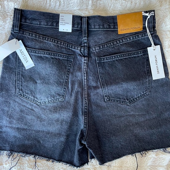 Brand new Aritzia Denim Forum Yoko Mid Thigh jean shorts in black - Picture 2 of 3